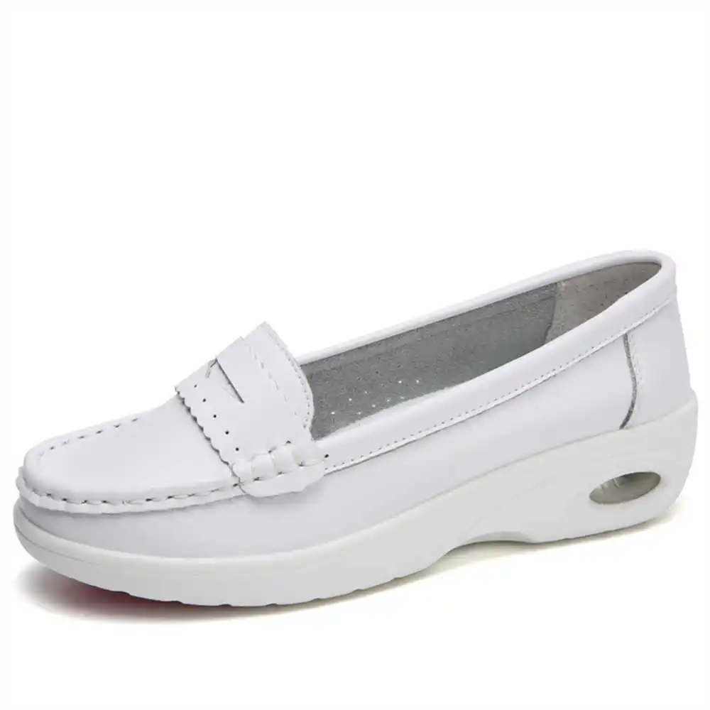 Thick Sole Slipon White Traine - Luxury Lifestyle Shorts recension och pris
