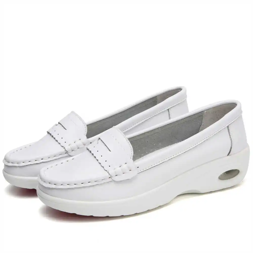 Thick Sole Slipon White Traine - Luxury Lifestyle Shorts recension och pris
