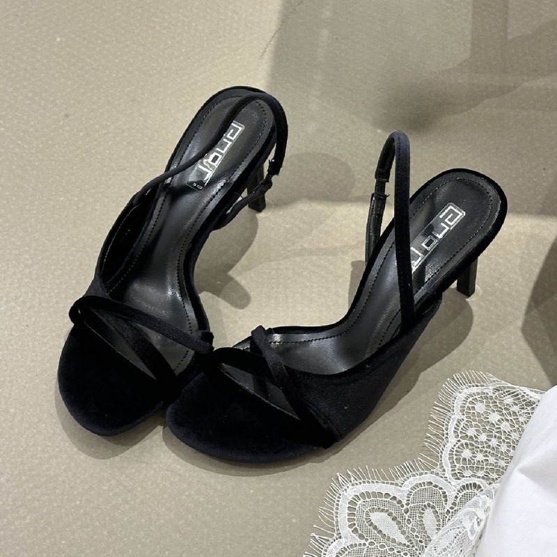 Velvet Luxury Women Heels Shoe - Luxury Lifestyle Products recension och pris