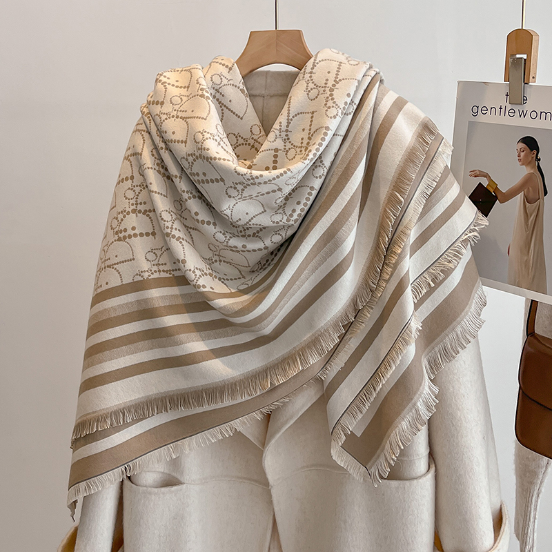 Elegant Striped Design Scarf I - Cashmere Throw Blanket recension och pris