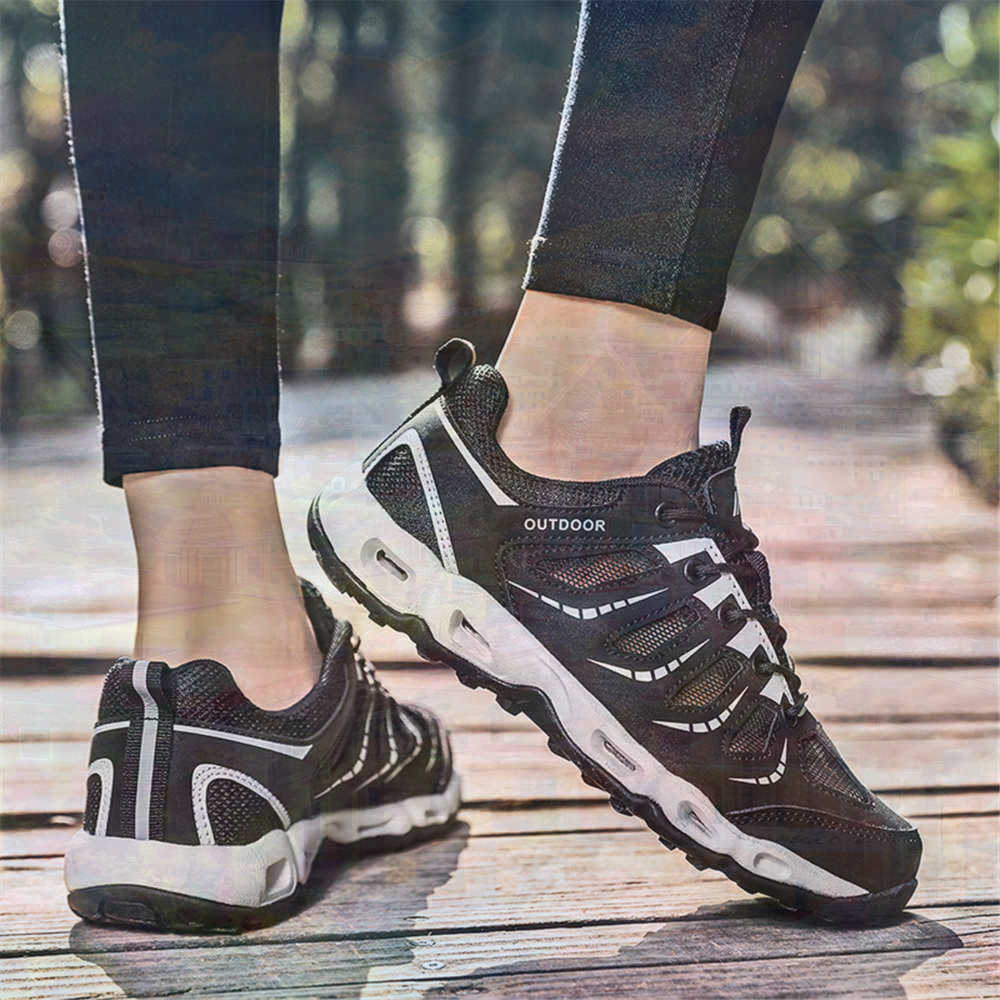Sumer Round Tip Silver Sneaker - Luxury Lifestyle Shorts recension och pris
