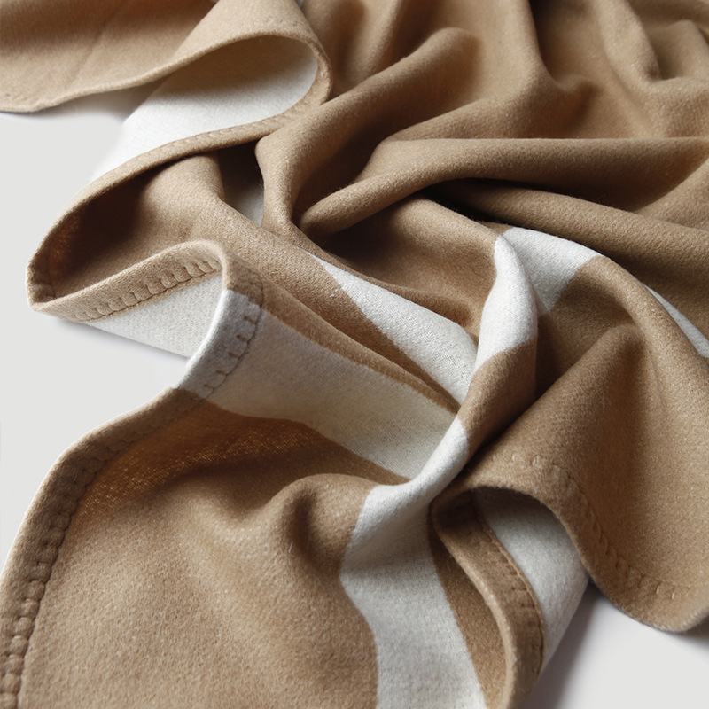 Cross striped double-sided jac - Cashmere Throw Blanket recension och pris